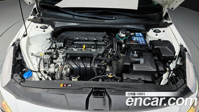 Hyundai AVANTE 2021 — photo 6