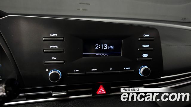 Hyundai AVANTE 2021 — photo 29