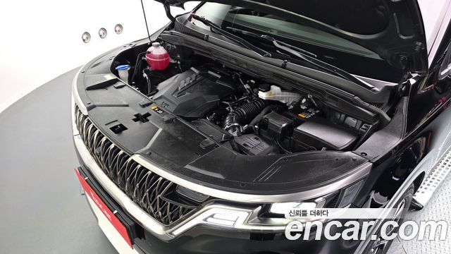 Kia Canival 2023 — photo 6