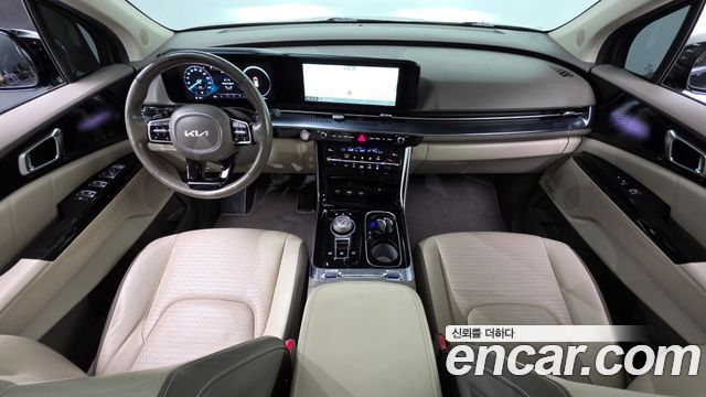 Kia Canival 2023 — photo 7