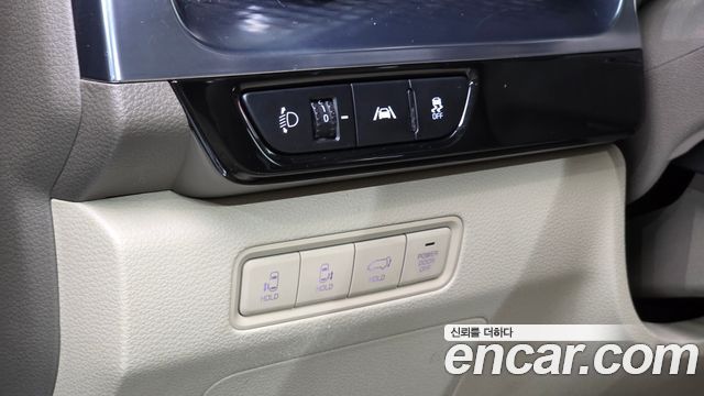 Kia Canival 2023 — photo 15