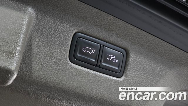 Kia Canival 2023 — photo 20