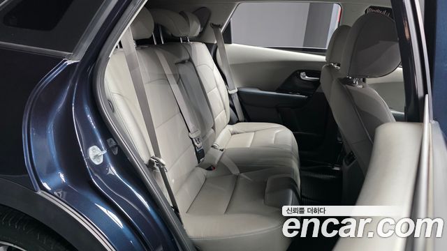 Kia Niro 2017 — photo 18