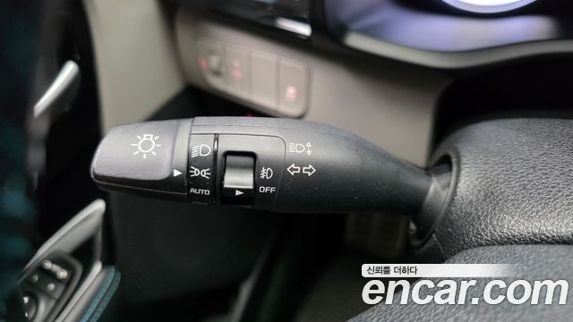 Kia Niro 2017 — photo 23