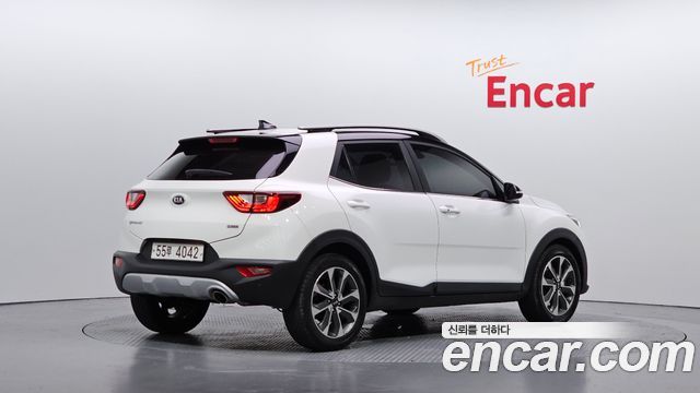 Kia Stonic 2019 — photo 2