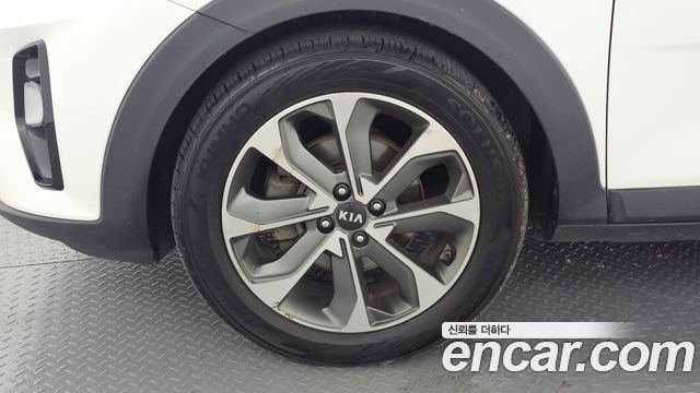 Kia Stonic 2019 — photo 5