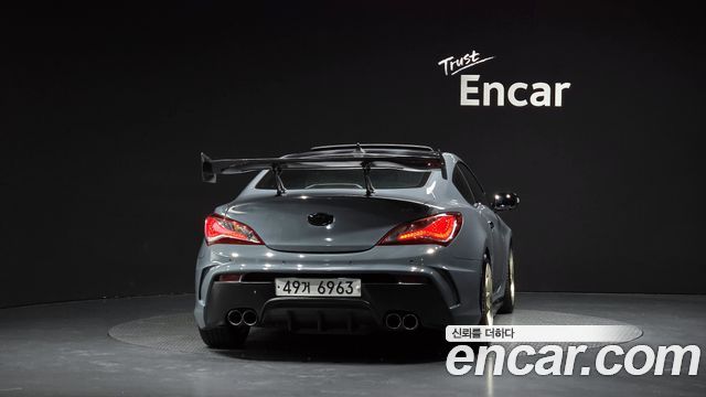Hyundai Genesis 2010 — photo 4