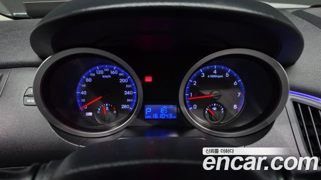Hyundai Genesis 2010 — photo 8