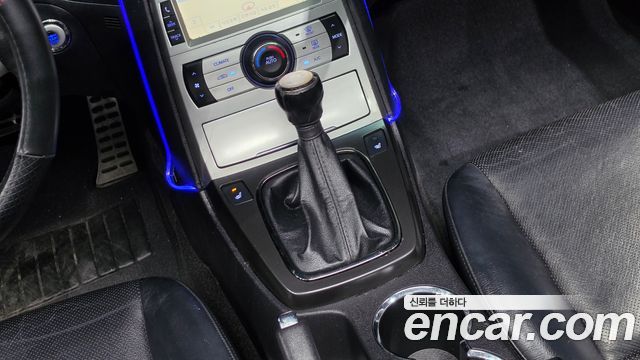 Hyundai Genesis 2010 — photo 9