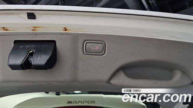 Kia Canival 2016 — photo 31