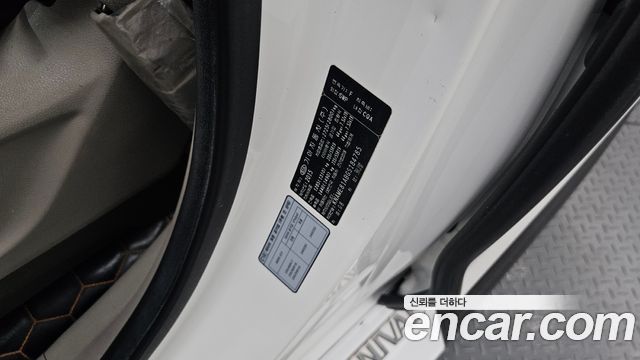 Kia Canival 2016 — photo 32