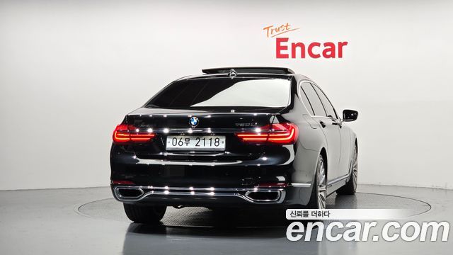 BMW 7-Series 2016 — photo 3