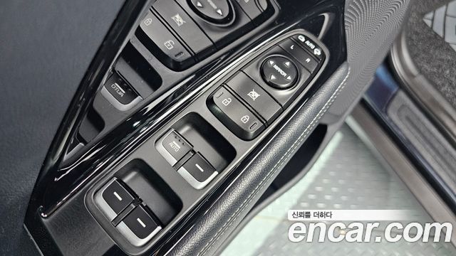Kia Niro 2017 — photo 17