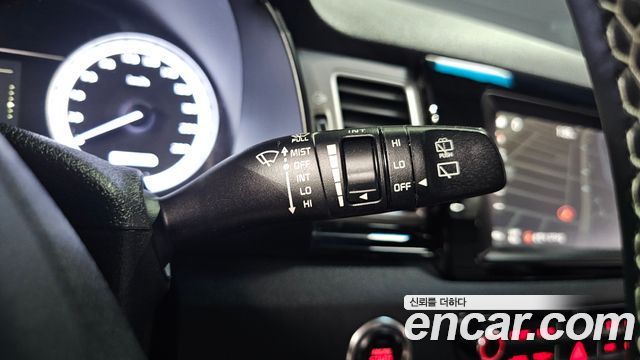 Kia Niro 2017 — photo 21