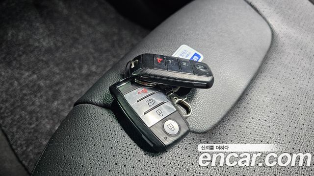 Kia Niro 2017 — photo 30