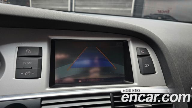 Audi A6 2010 — photo 15