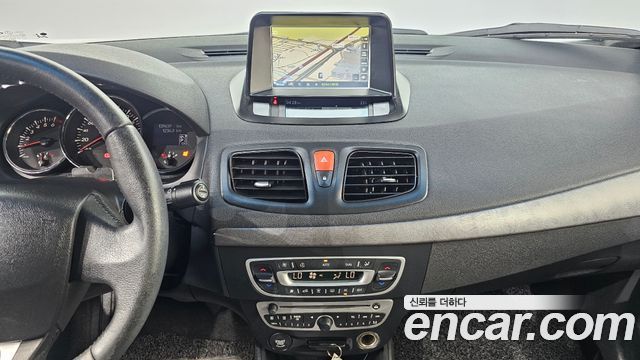 Renault Korea SM3 2011 — photo 18