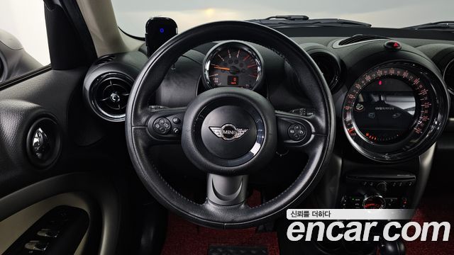 Mini Countryman 2016 — photo 14