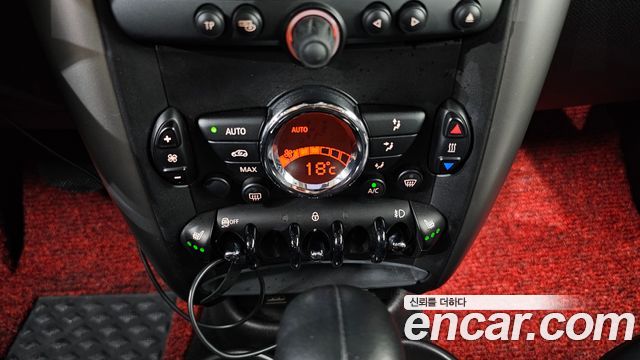 Mini Countryman 2016 — photo 16