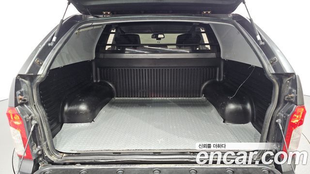KG Mobility KORANDO 2018 — photo 20