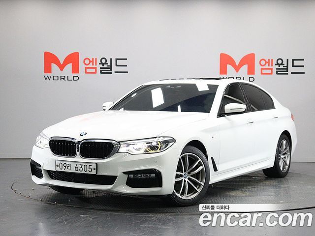 BMW 5-Series 2017 — photo 2