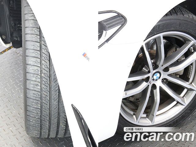 BMW 5-Series 2017 — photo 5