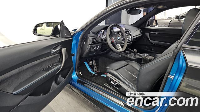 BMW M2 2017 — photo 10
