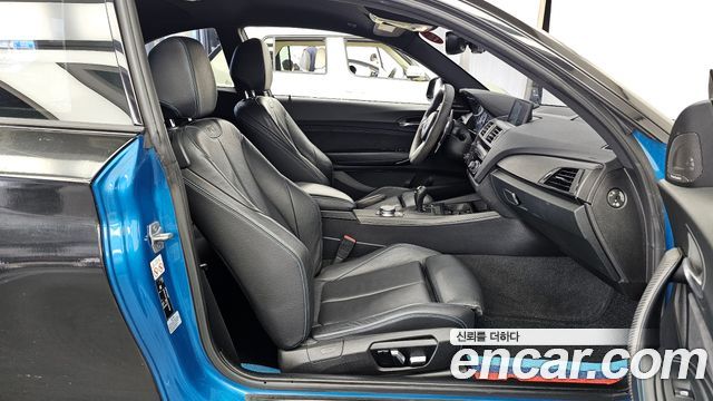 BMW M2 2017 — photo 11