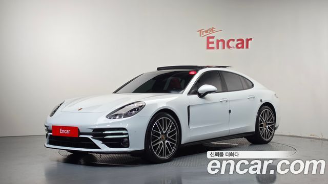 Porsche Panamera 2021 — photo 1
