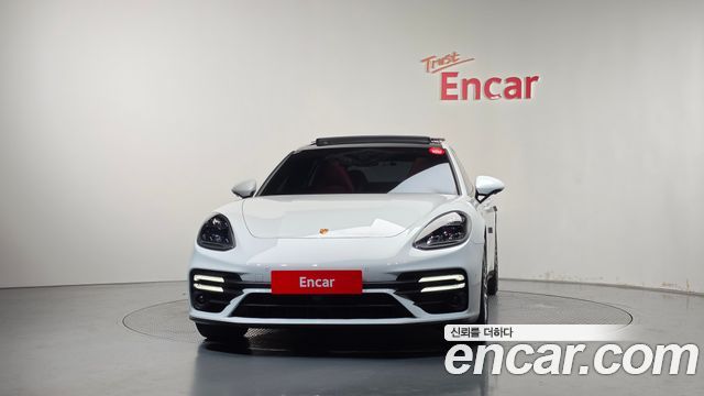 Porsche Panamera 2021 — photo 3