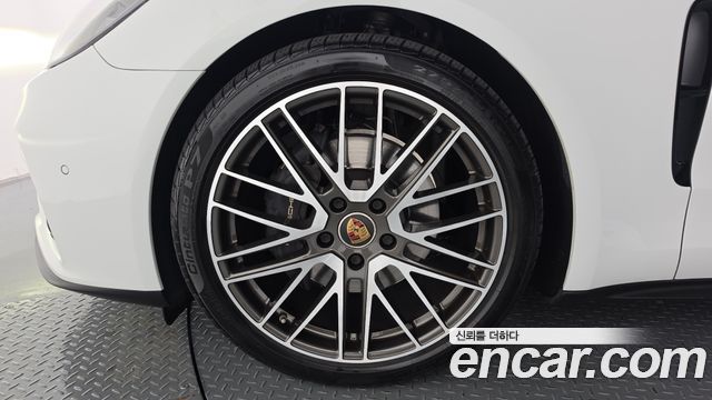 Porsche Panamera 2021 — photo 5