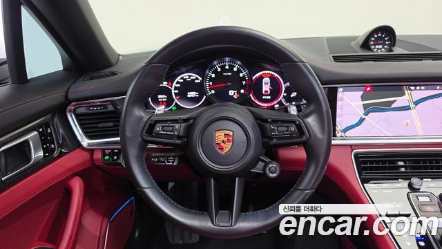Porsche Panamera 2021 — photo 20