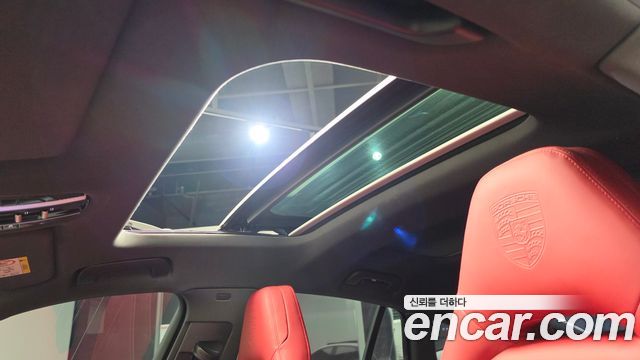Porsche Panamera 2021 — photo 24