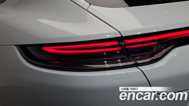 Porsche Panamera 2021 — photo 9