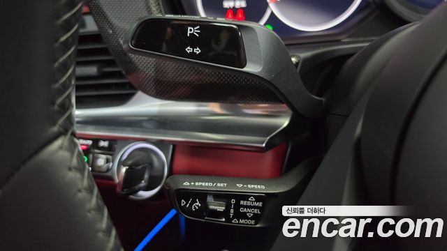 Porsche Panamera 2021 — photo 38