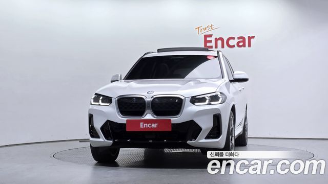 BMW iX3 2024 — photo 3