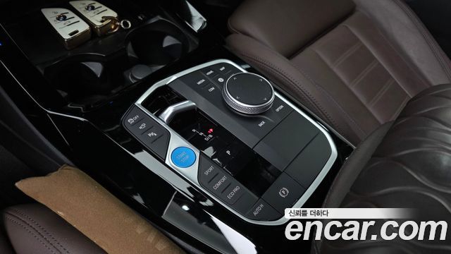BMW iX3 2024 — photo 12
