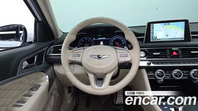Genesis G70 2018 — photo 18