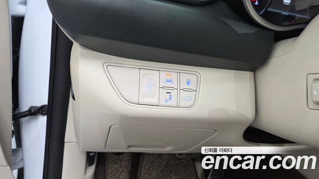 Genesis G70 2018 — photo 25