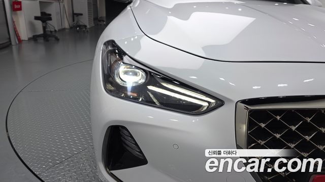 Genesis G70 2018 — photo 8