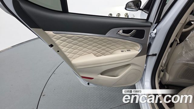 Genesis G70 2018 — photo 15