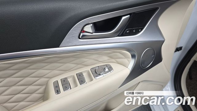 Genesis G70 2018 — photo 31
