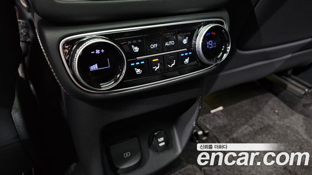 Genesis GV80 2022 — photo 24