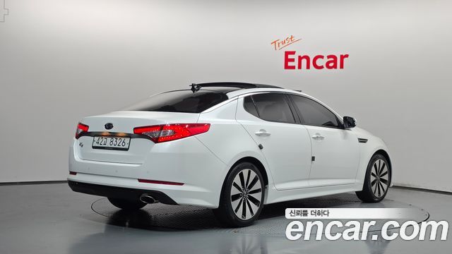 Kia K5 2011 — photo 2