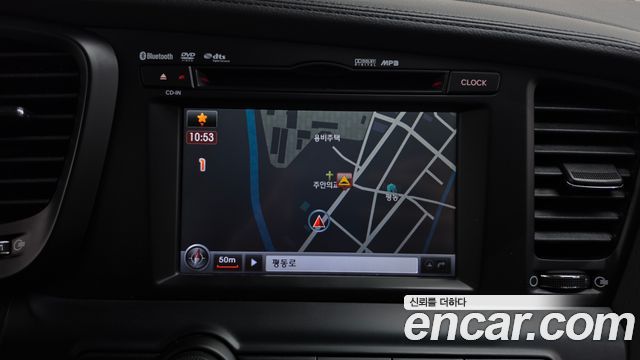 Kia K5 2011 — photo 12