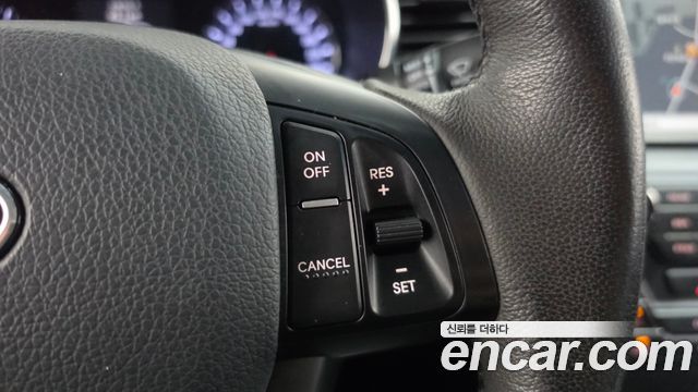 Kia K5 2011 — photo 15
