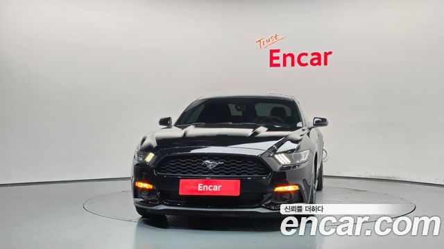 Ford Mustang 2017 — photo 3