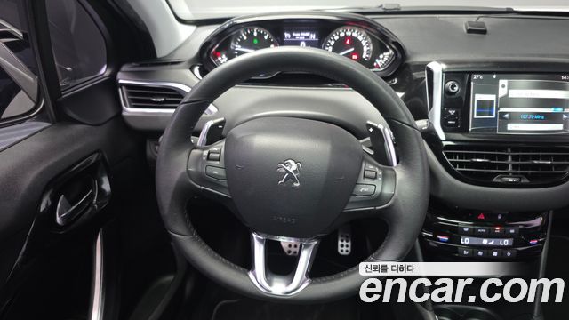 Peugeot 208 2014 — photo 13