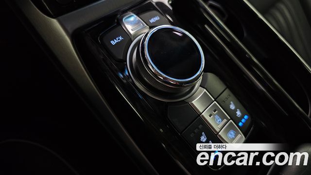 Genesis EQ900 2018 — photo 22