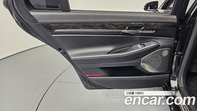 Genesis EQ900 2018 — photo 15